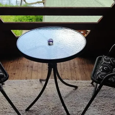 Vikendica Pavle * Vrhpolje